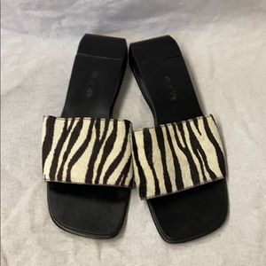 Vintage zebra fur 🦓 sandals